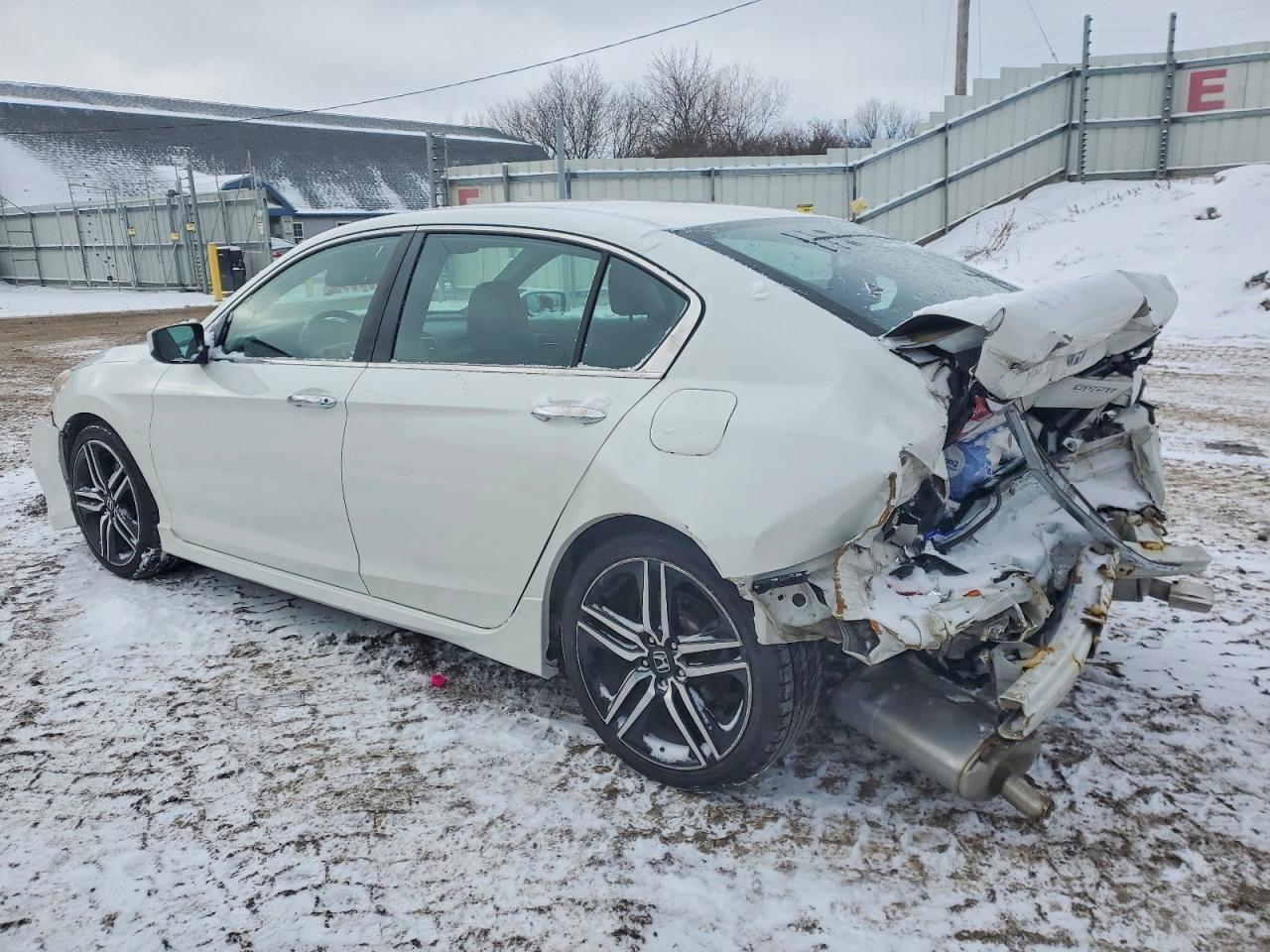 2017 Honda Accord - Фото 2