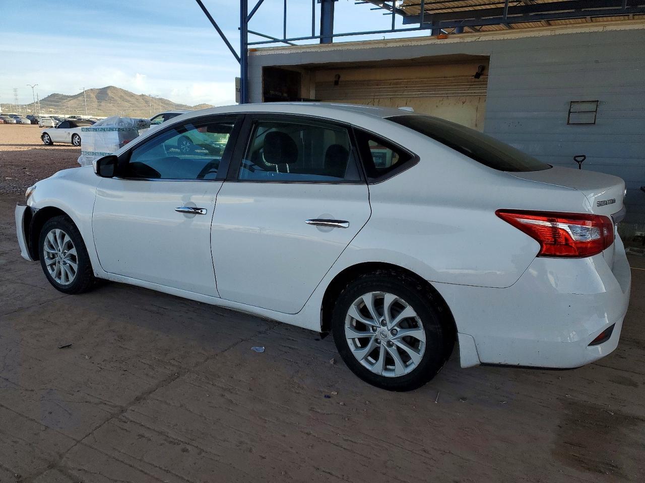2018 Nissan Sentra S - Фото 2