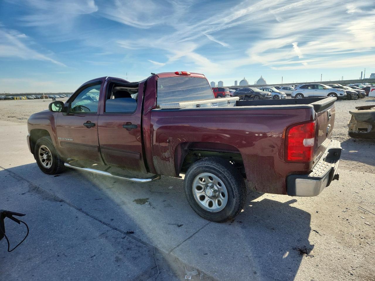 2009 Chevrolet Silverado C1500 - Фото 2