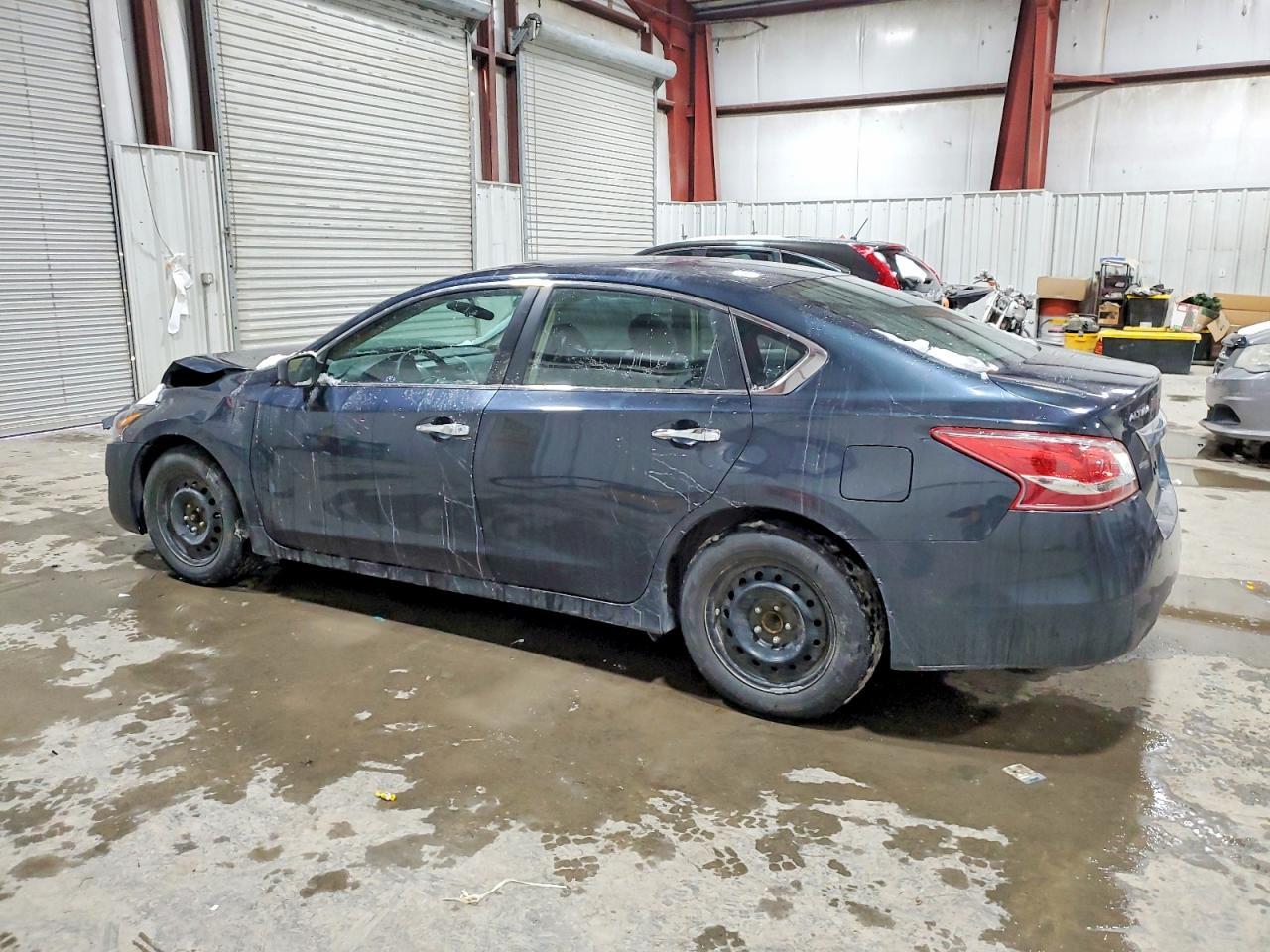 2013 Nissan Altima 2.5 - Image 2