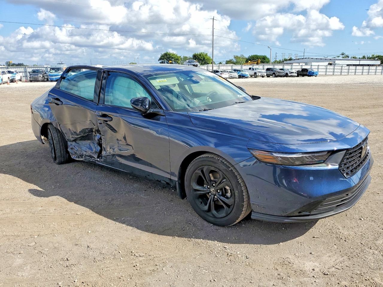 2025 Honda Accord Se - Фото 4