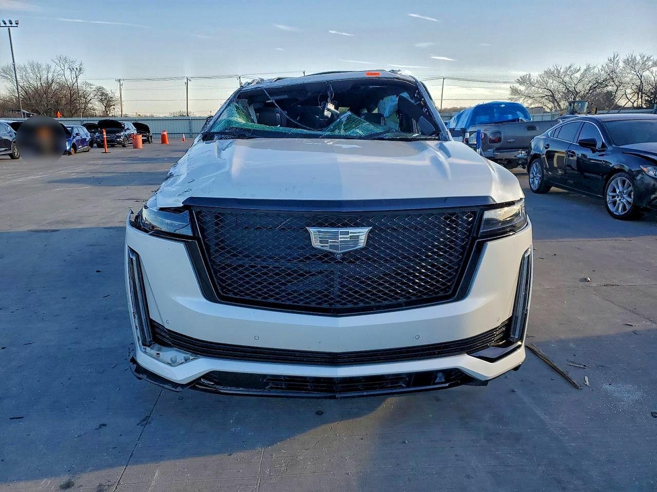 2022 Cadillac Escalade Sport Platinum - Image 5