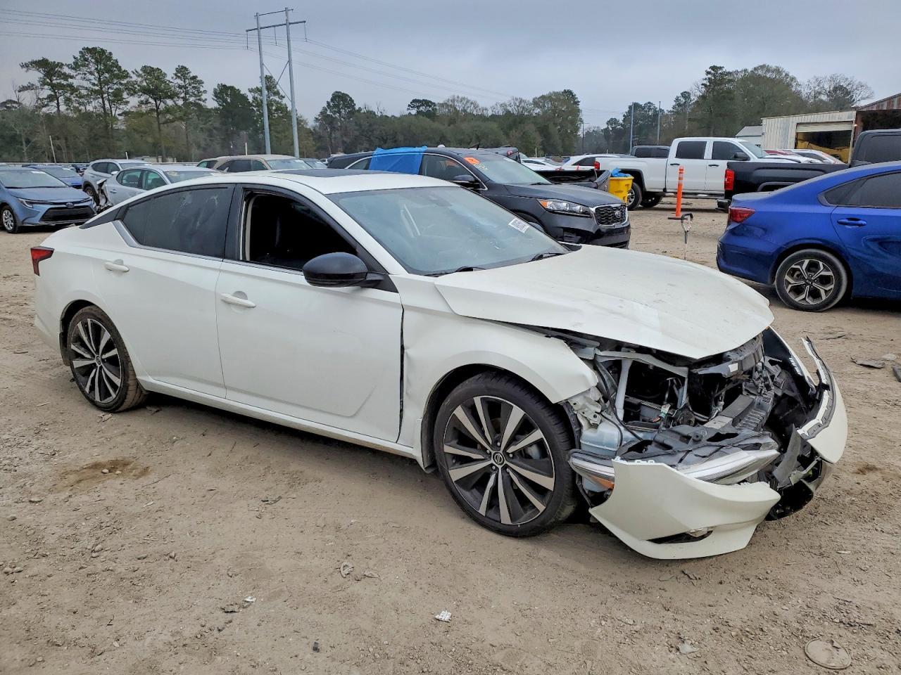 2021 Nissan Altima Sr - Фото 4