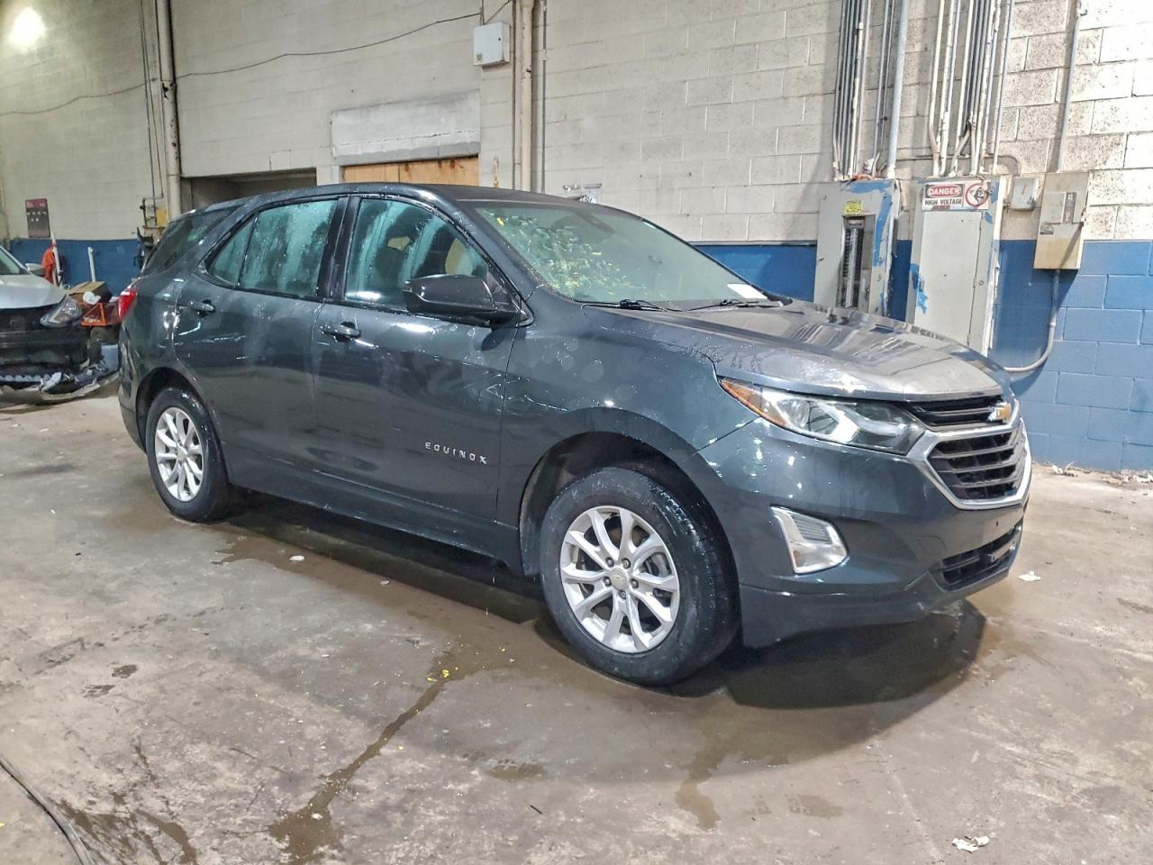 2020 Chevrolet Equinox Ls - Фото 4