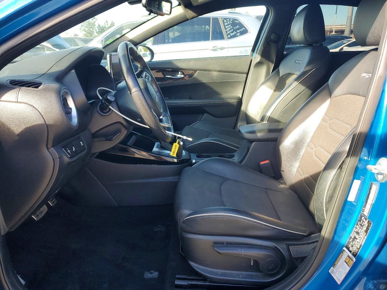 2023 Kia Forte Gt Line - Фото 7