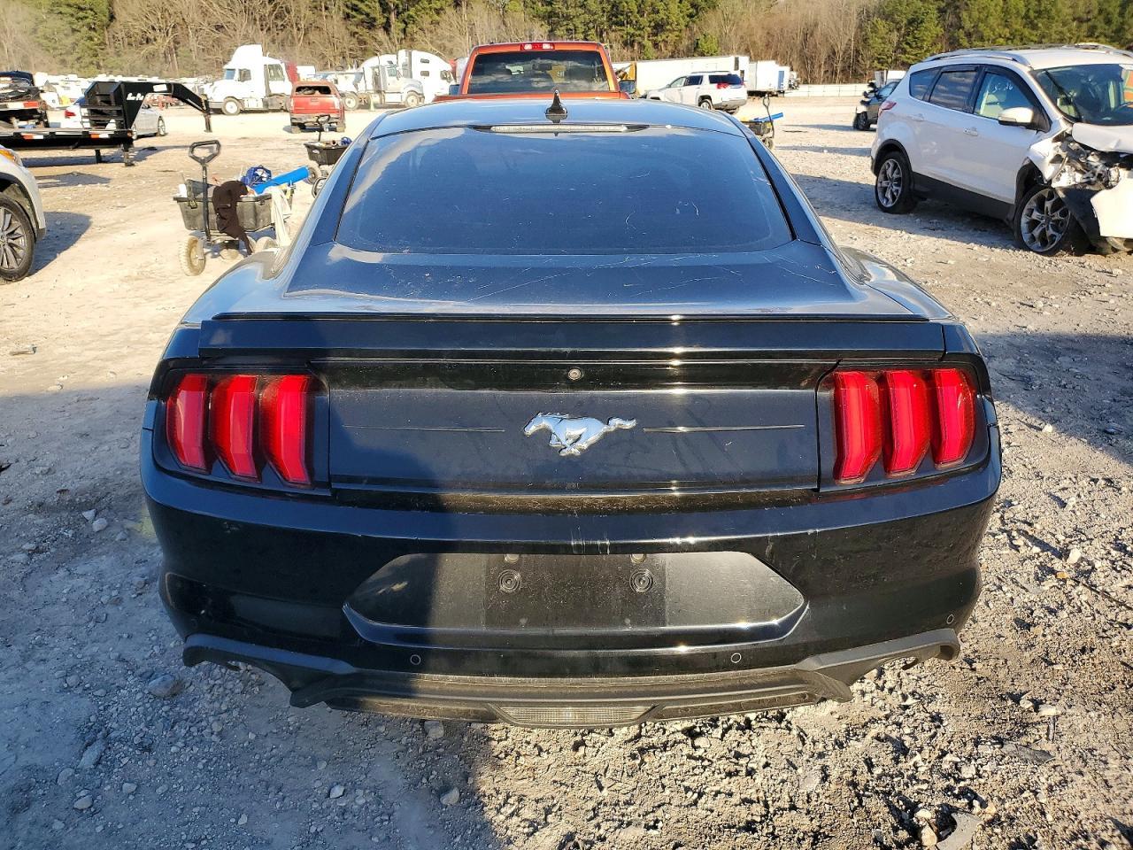 2020 Ford Mustang - Фото 6