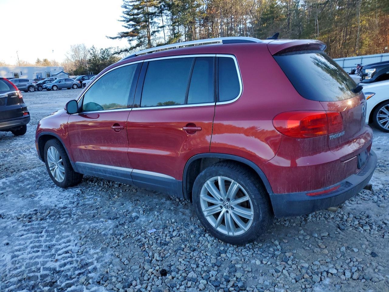 2012 Volkswagen Tiguan S - Image 2