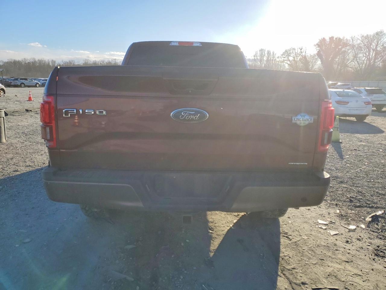 2015 Ford F150 Supercrew - Фото 6