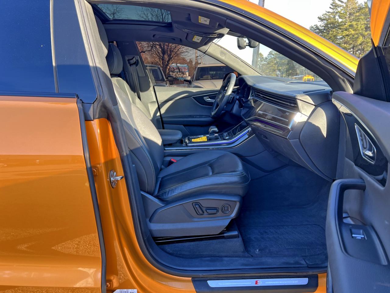 2019 Audi Q8 Prestige S-Line - Image 5