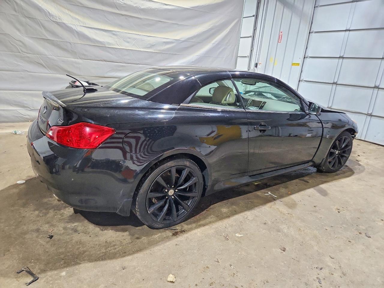 2010 Infiniti G37 Base - Фото 3