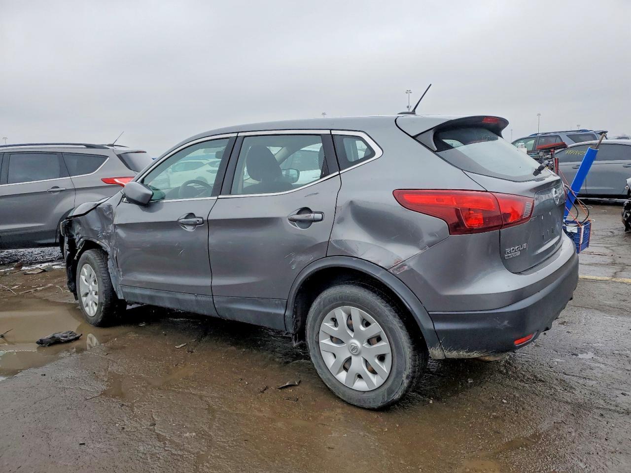 2018 Nissan Rogue Sport S - Image 2
