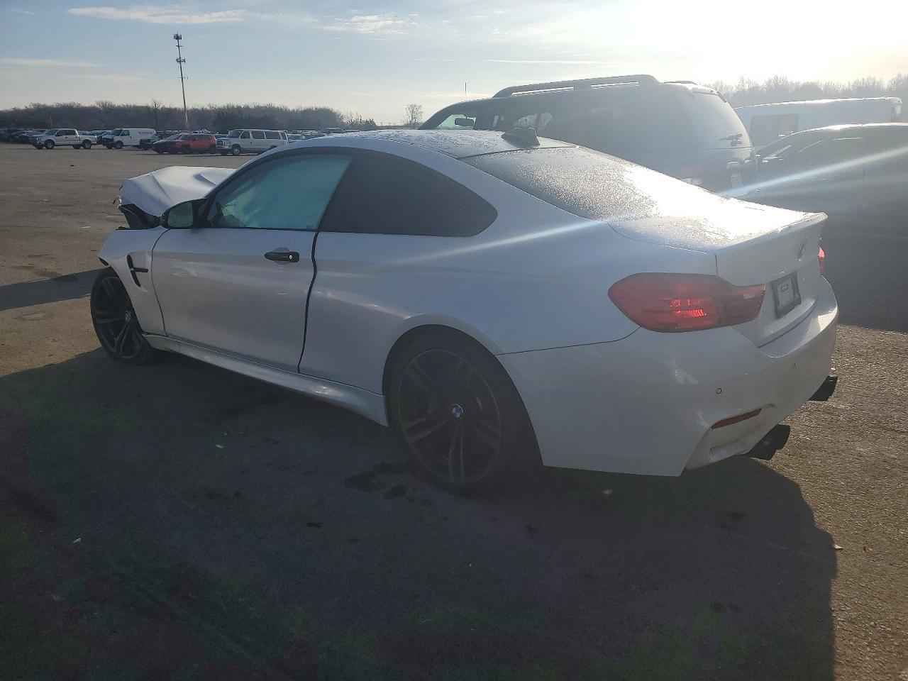 2016 BMW M4 - Image 2