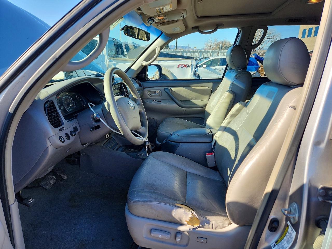 2005 Toyota Sequoia Sr5 - Image 7