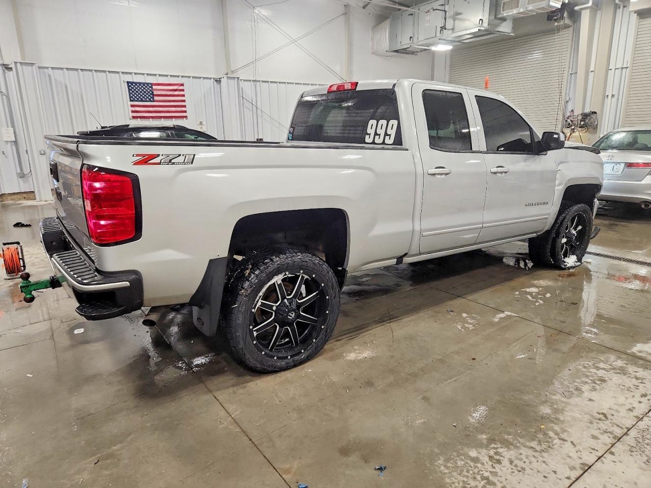 2018 Chevrolet Silverado K1500 Lt - Image 3