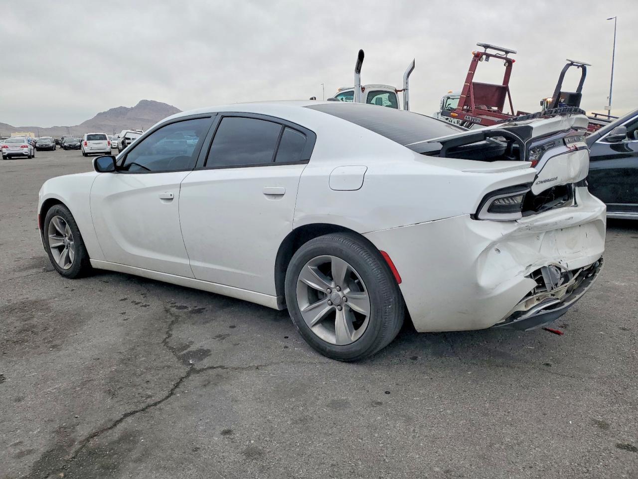 2015 Dodge Charger Se - Фото 2