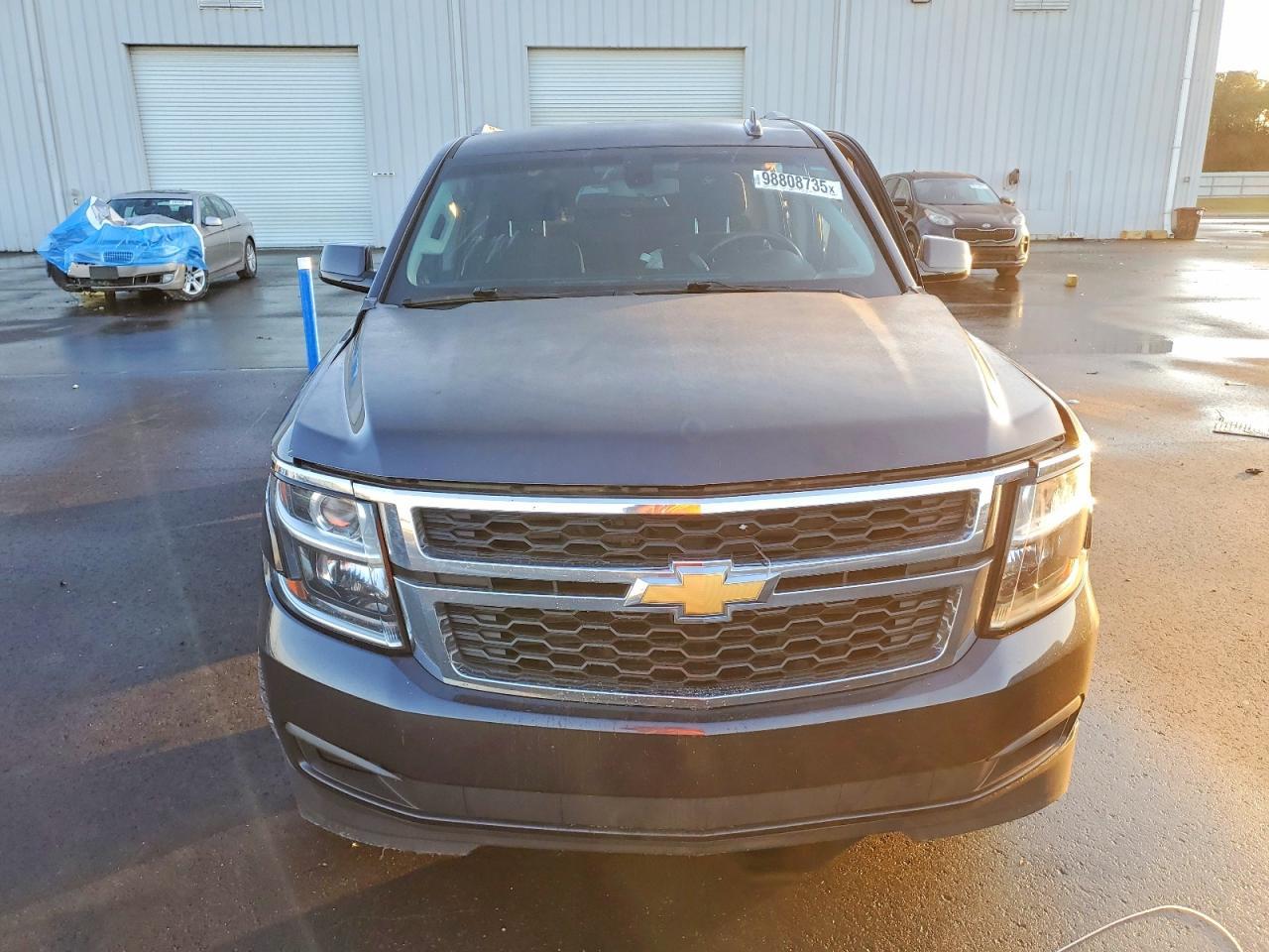 2017 Chevrolet Suburban C1500 Ls - Фото 5