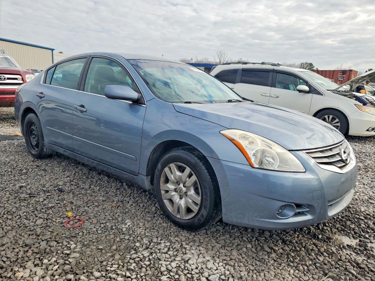 2012 Niss Altima Base - Фото 4