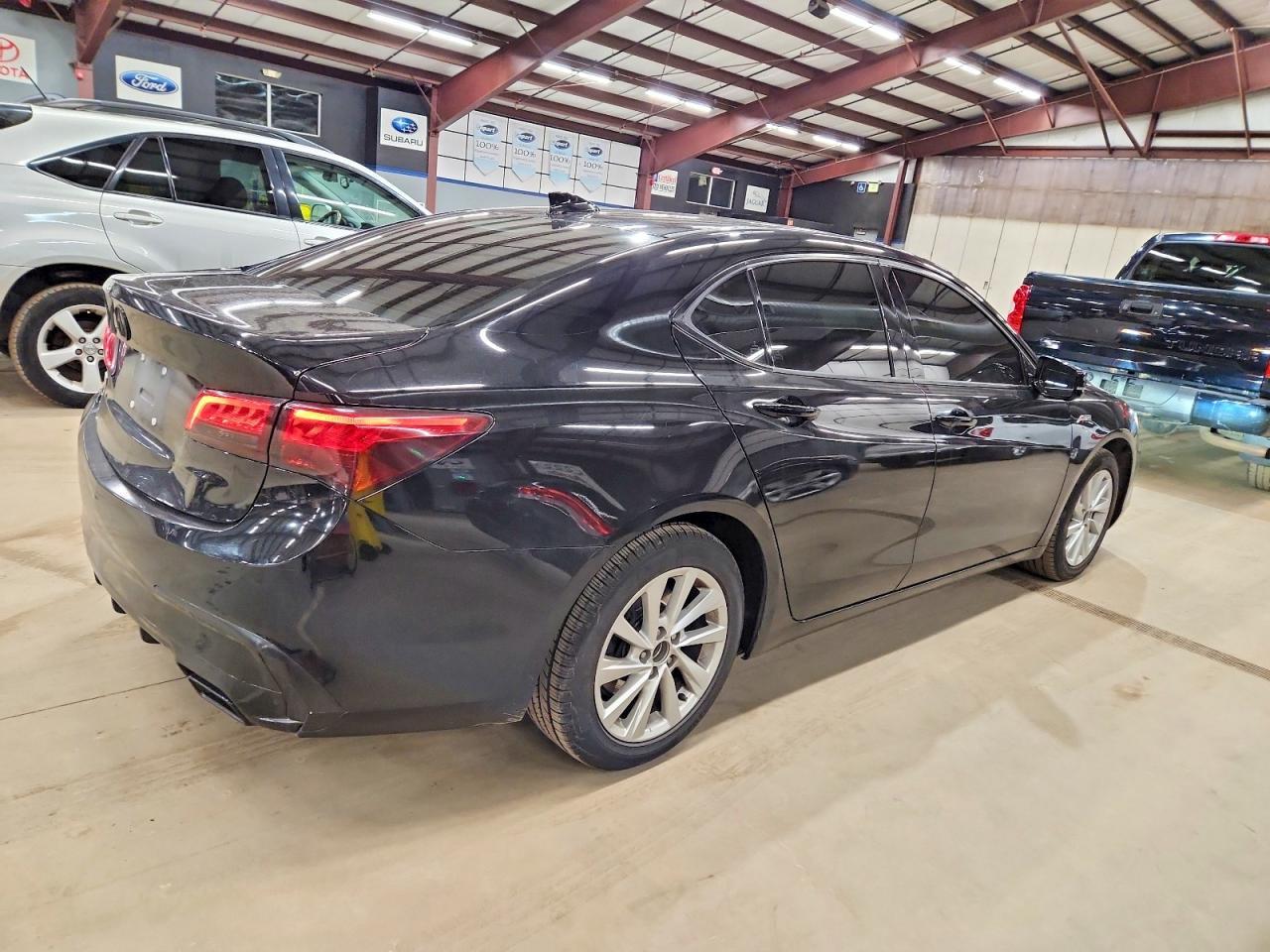 2018 Acura Tlx Tech+A - Фото 3