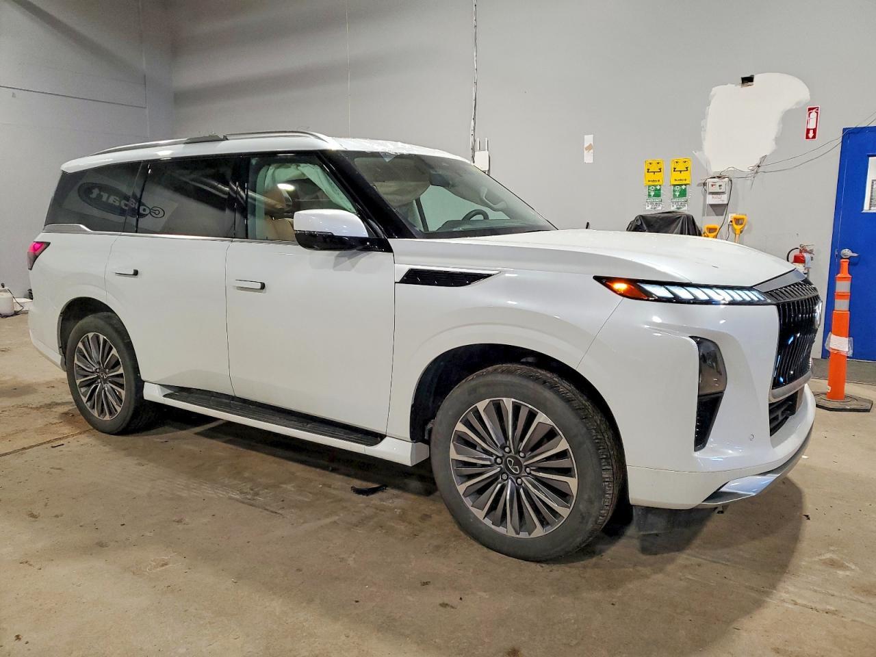 2025 Infiniti Qx80 Sensory - Image 4