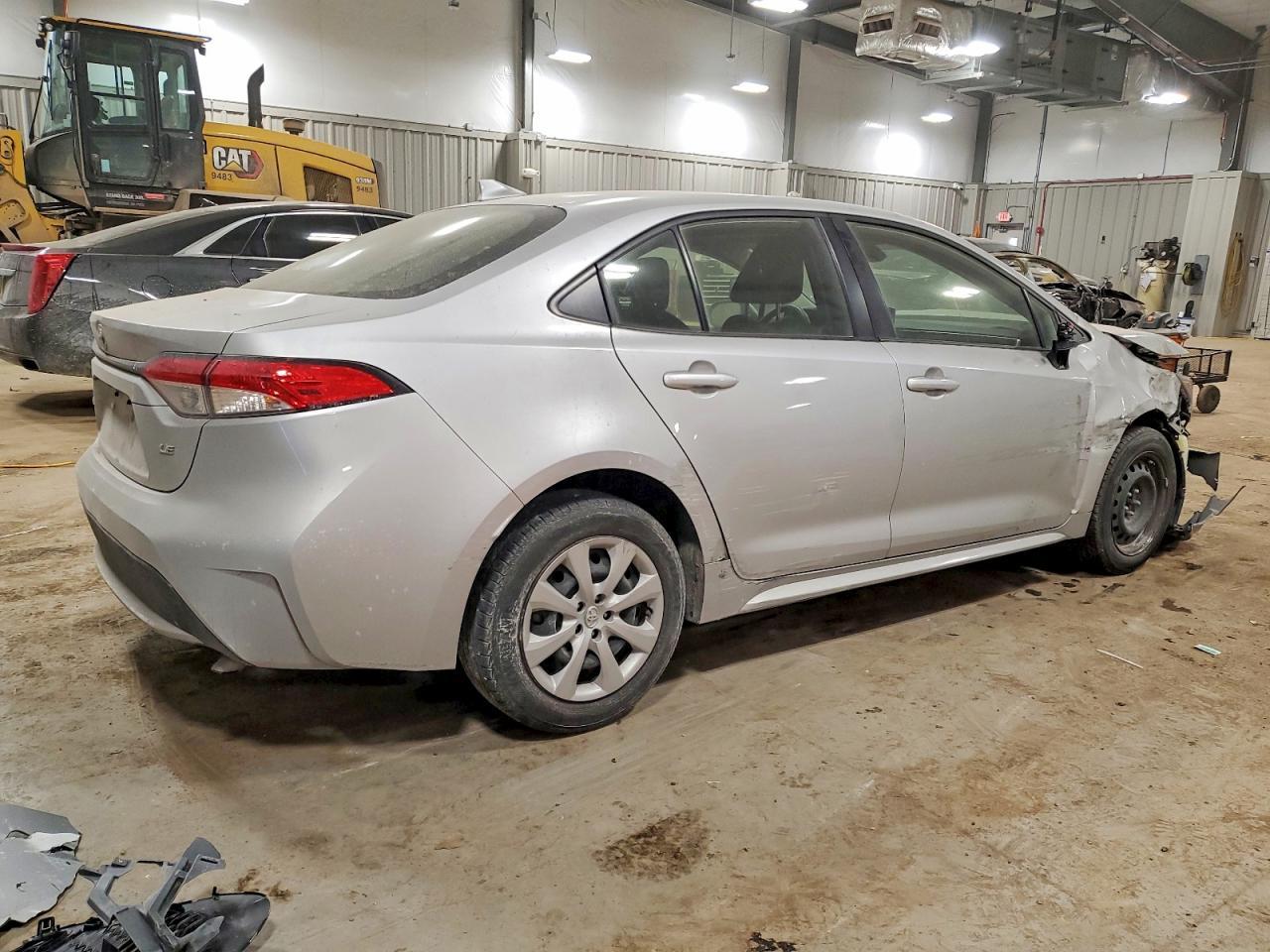 2022 Toyota Corolla Le - Image 3