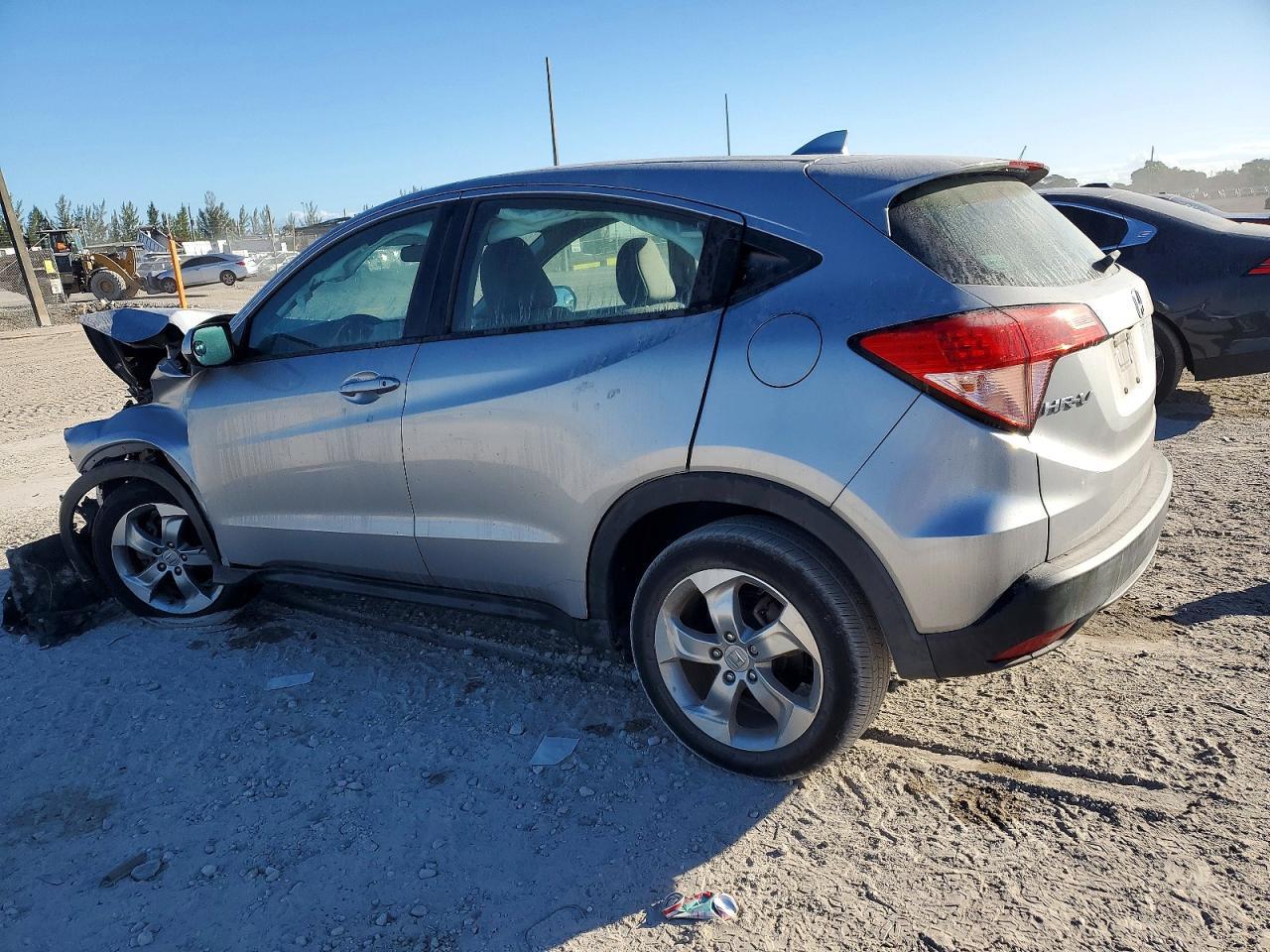 2018 Honda Hr-V Lx - Image 2