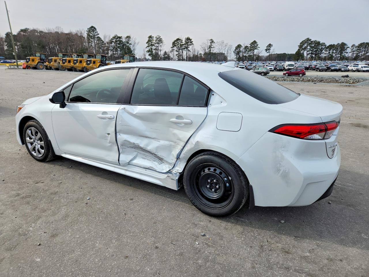 2026 Toyota Corolla Le - Фото 2