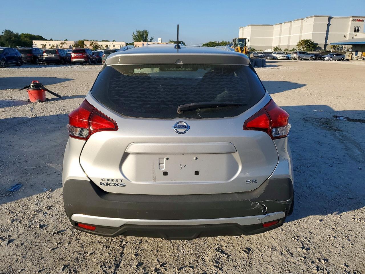 2019 Nissan Kicks S - Фото 6