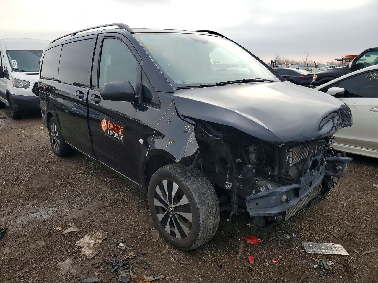 2023 Mercedes-Benz Metris - Image 4