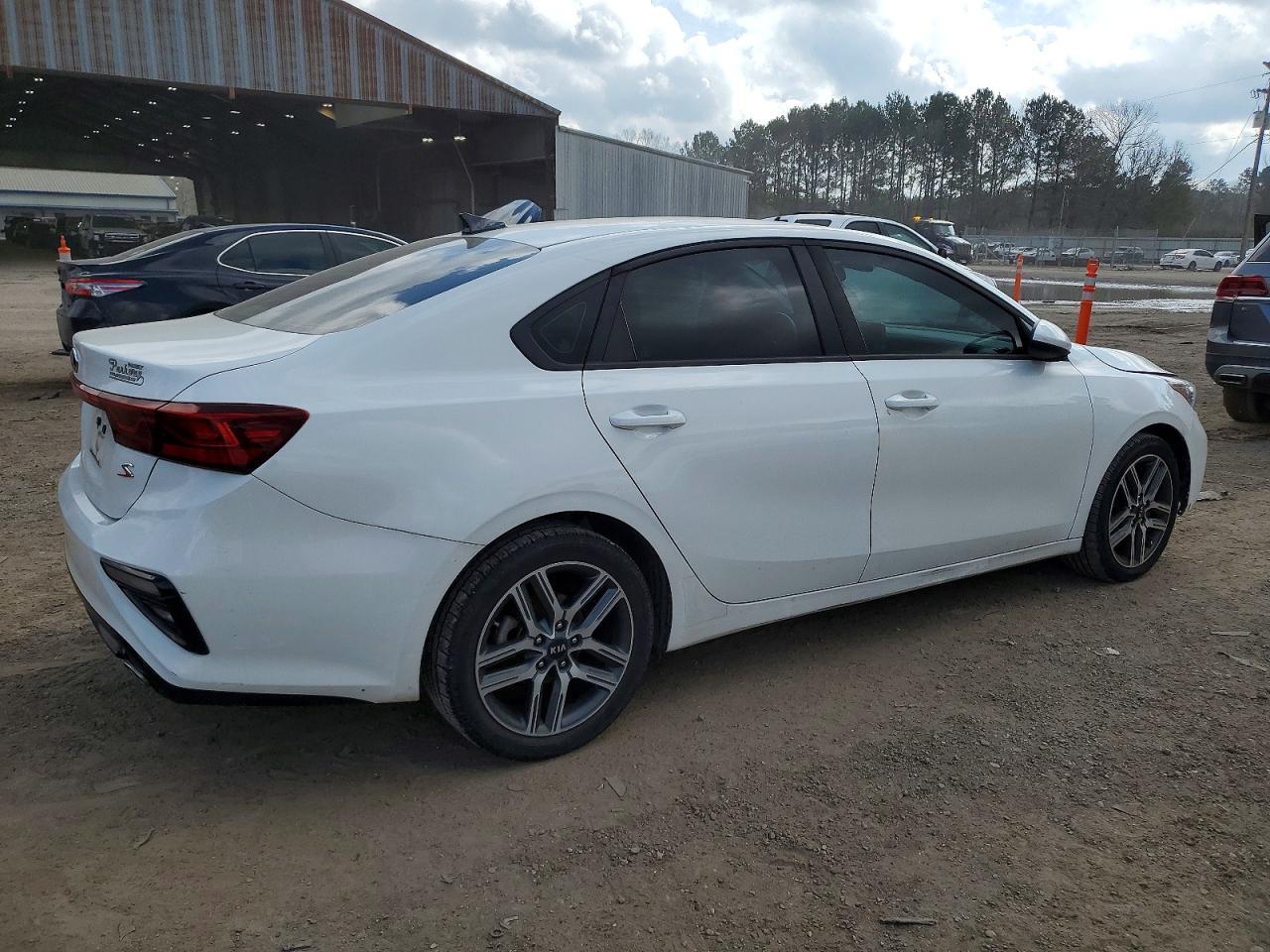 2019 Kia Forte Gt Line - Image 3