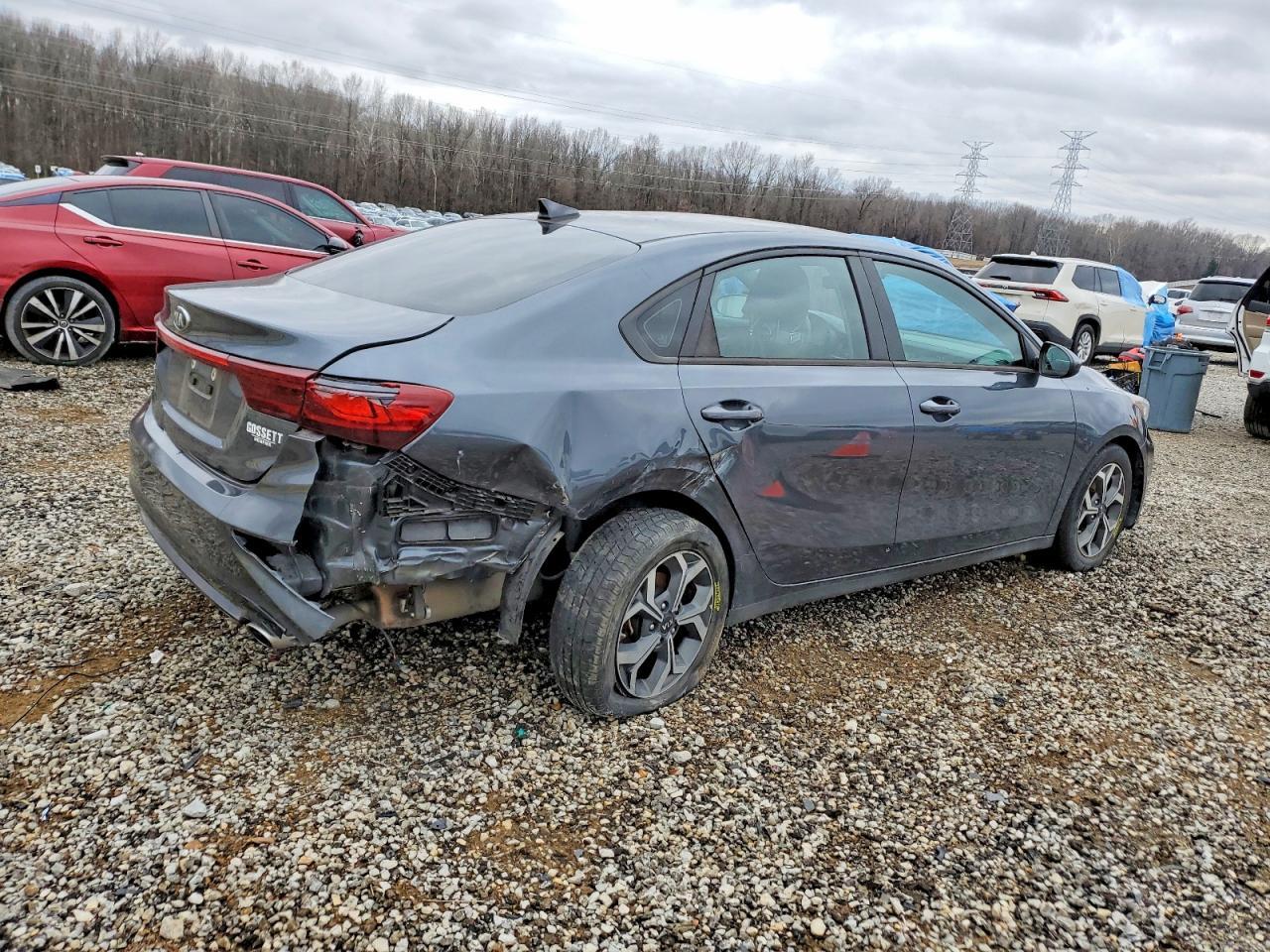 2021 Kia Forte Fe - Фото 3
