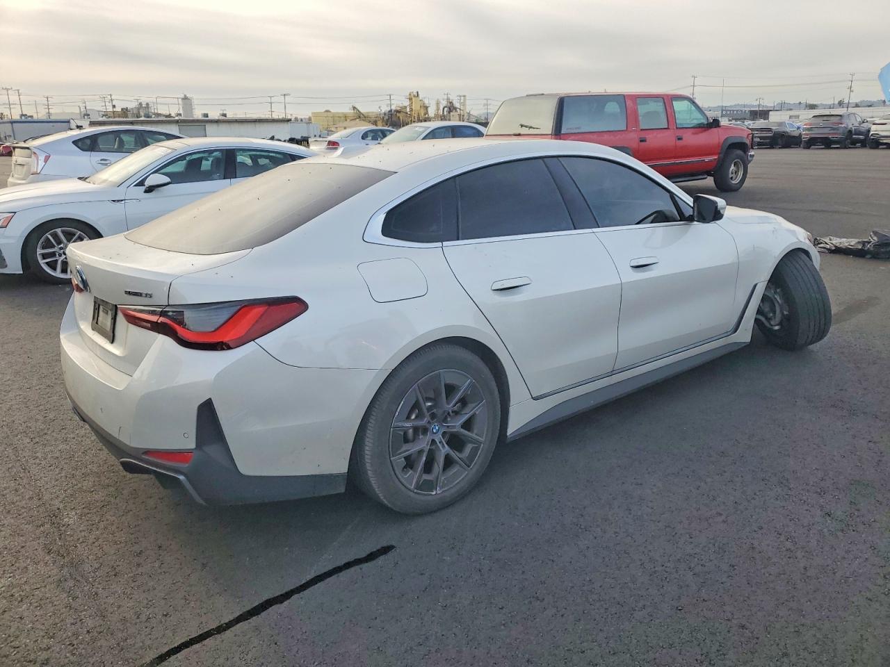2024 BMW I4 Edrive 35 - Фото 3