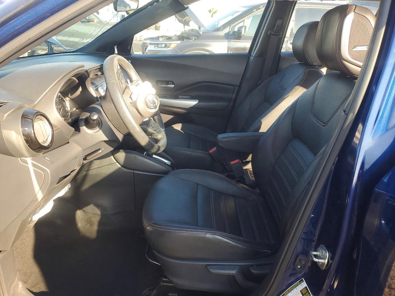 2019 Nissan Kicks Sr - Image 7