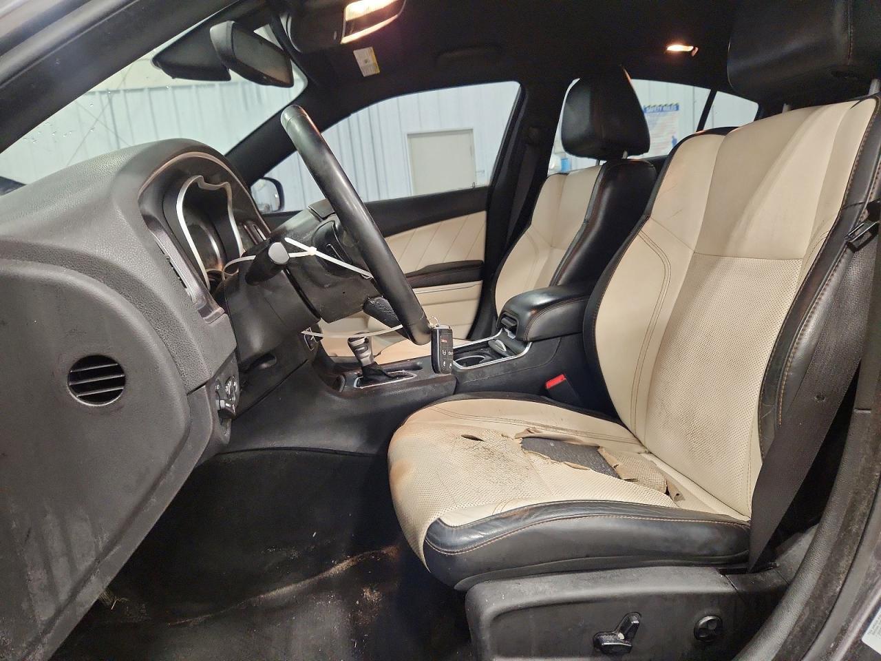 2015 Dodge Charger Sxt - Image 7