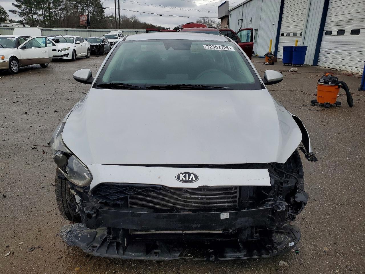 2021 Kia Forte Lxs - Image 5