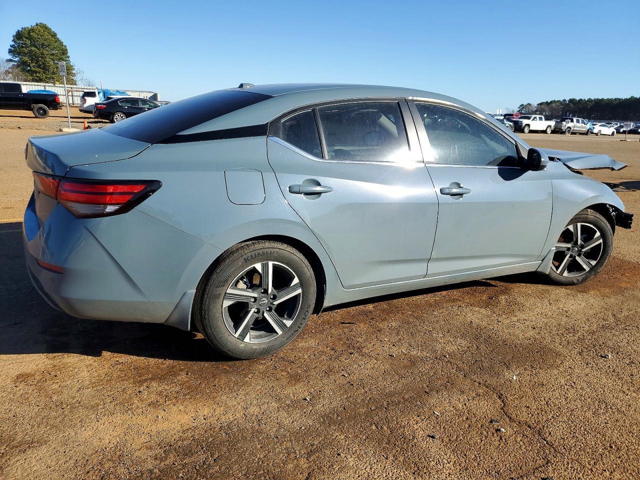 2025 Nissan Sentra Sv - Фото 3
