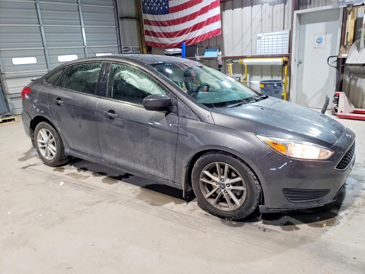 2018 Ford Focus Se - Image 4