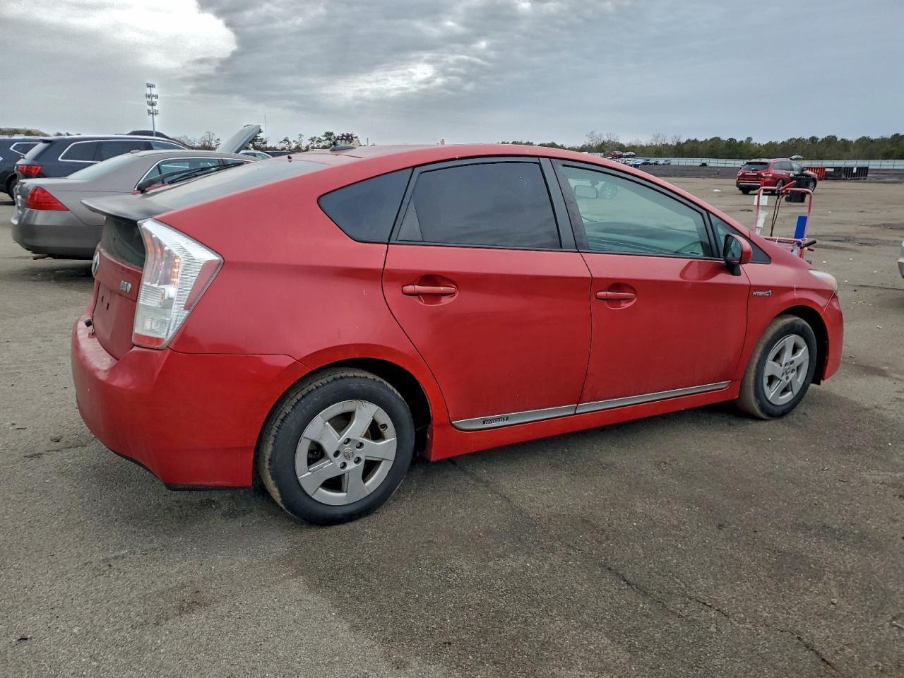 2011 Toyota Prius - Фото 3