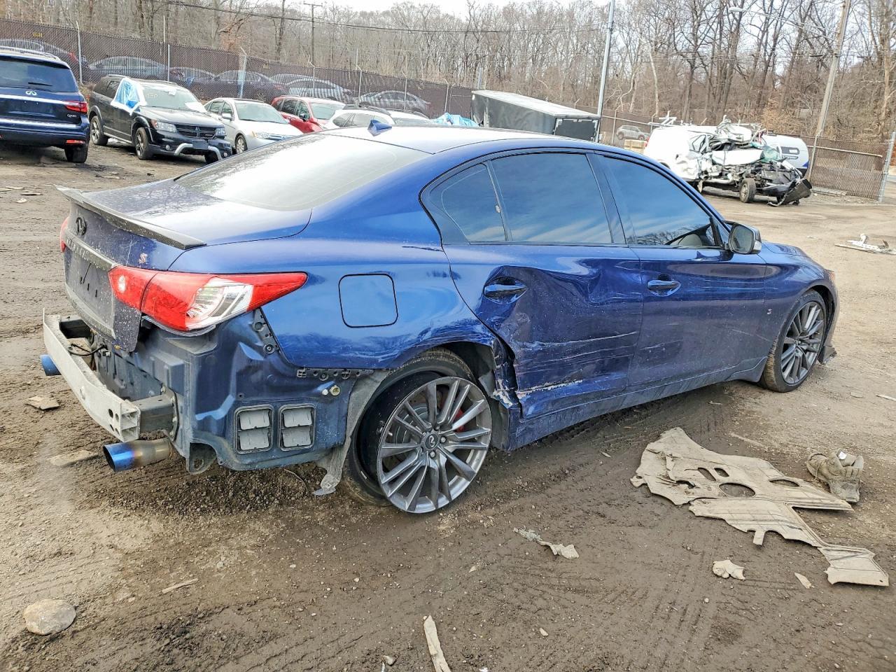 2017 Infiniti Q50 Red Sport 400 - Image 3