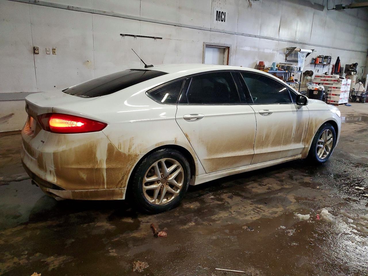 2015 Ford Fusion Se - Фото 3