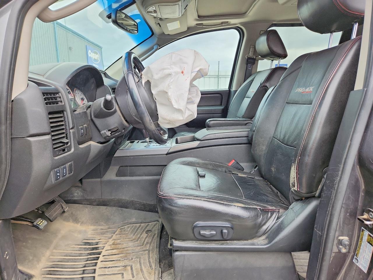 2011 Nissan Titan Sv - Image 7