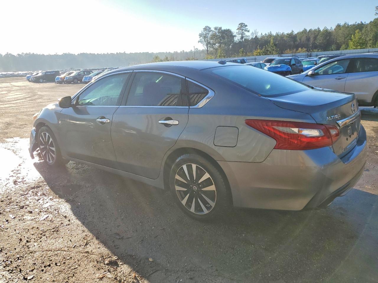 2018 Nissan Altima 2.5 Sl - Image 2