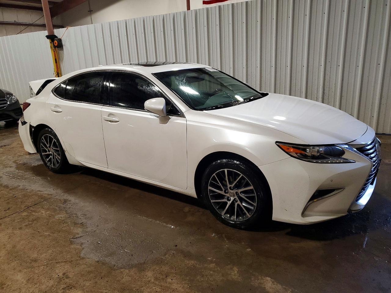 2016 Lexus Es 350 - Image 4