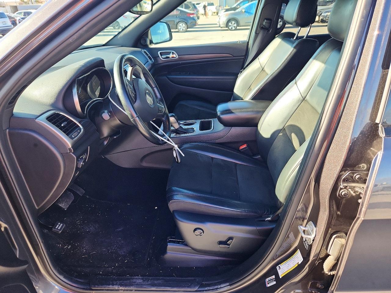 2021 Jeep Grand Cherokee Laredo - Image 7