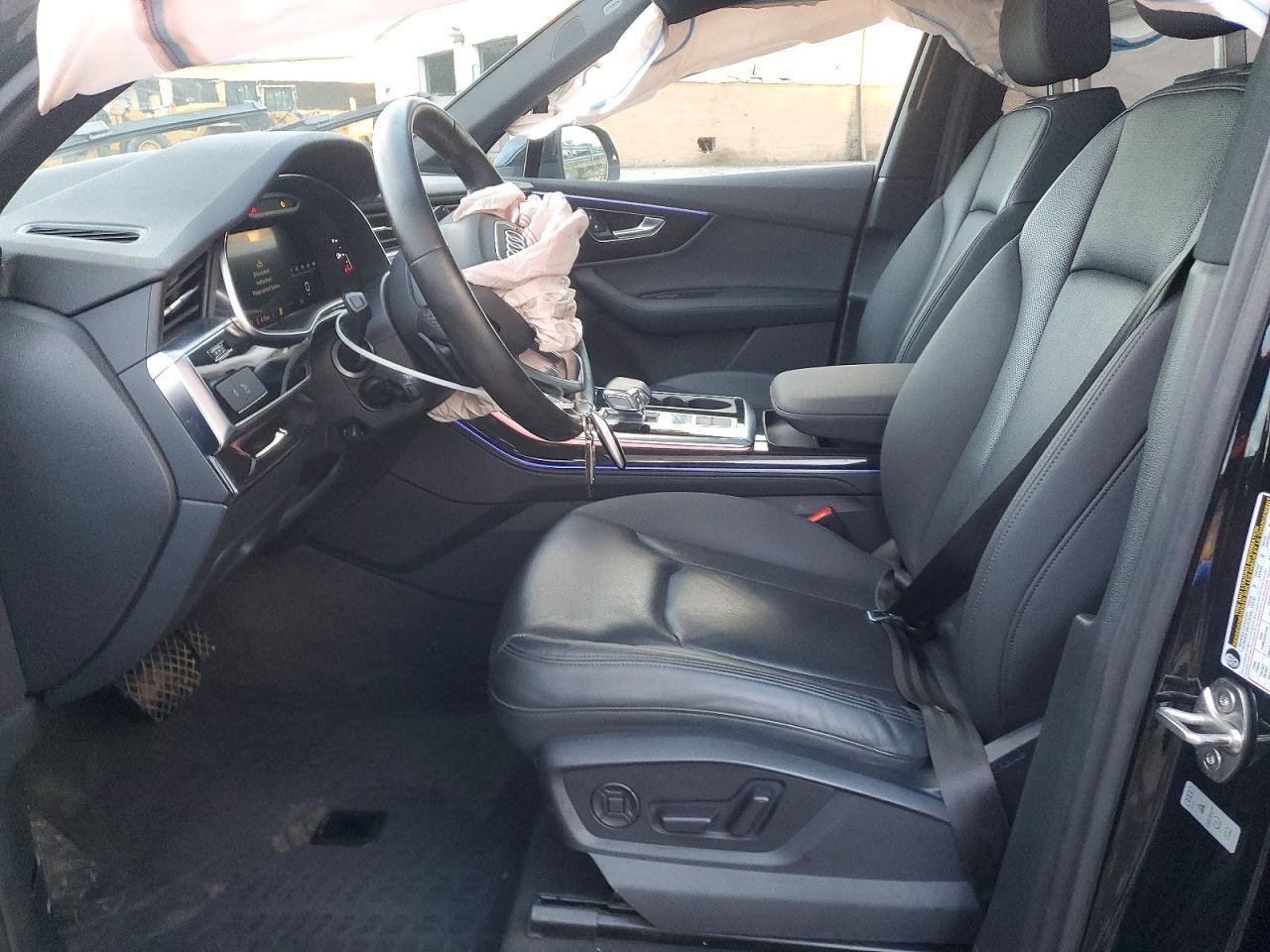 2022 Audi Q7 Premium Plus - Image 7