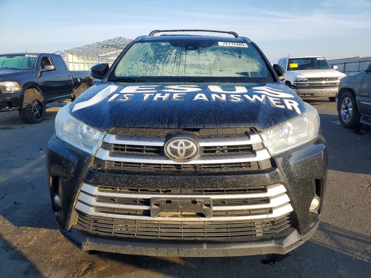 2019 Toyota Highlander Se - Фото 5
