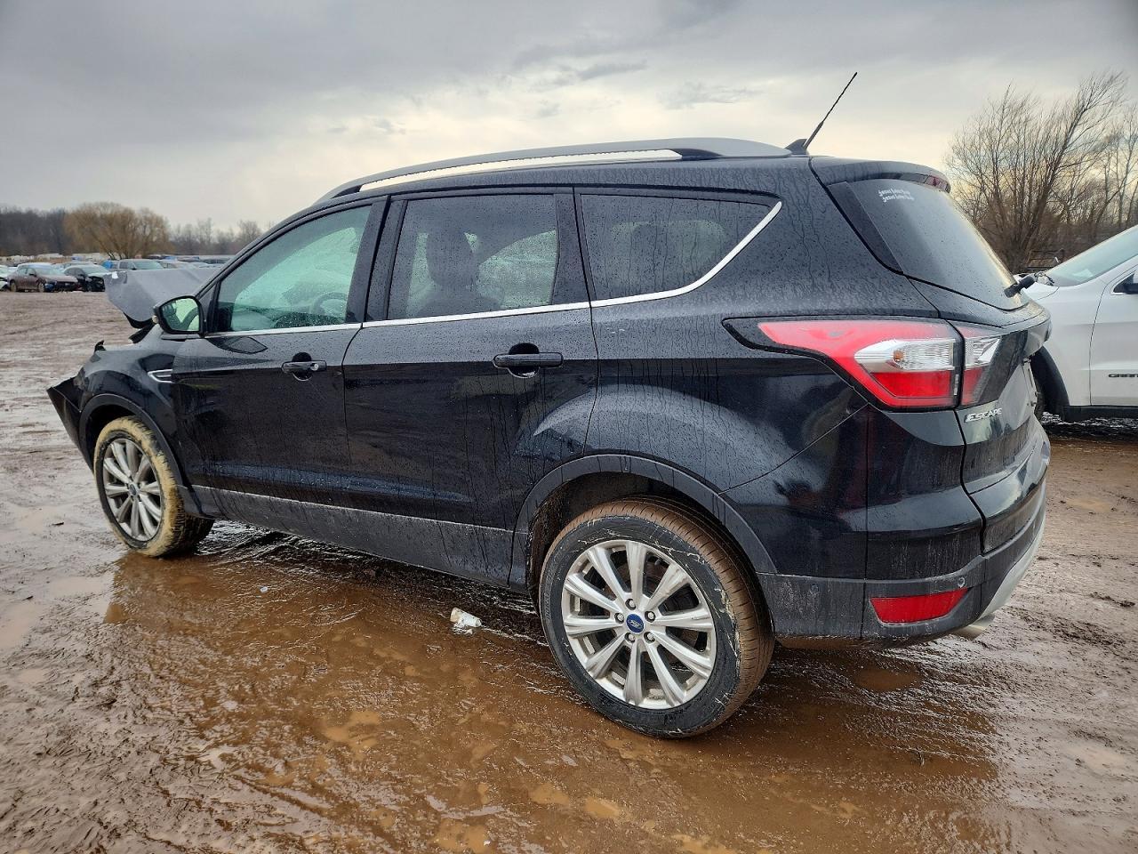 2018 Ford Escape Titanium - Фото 2