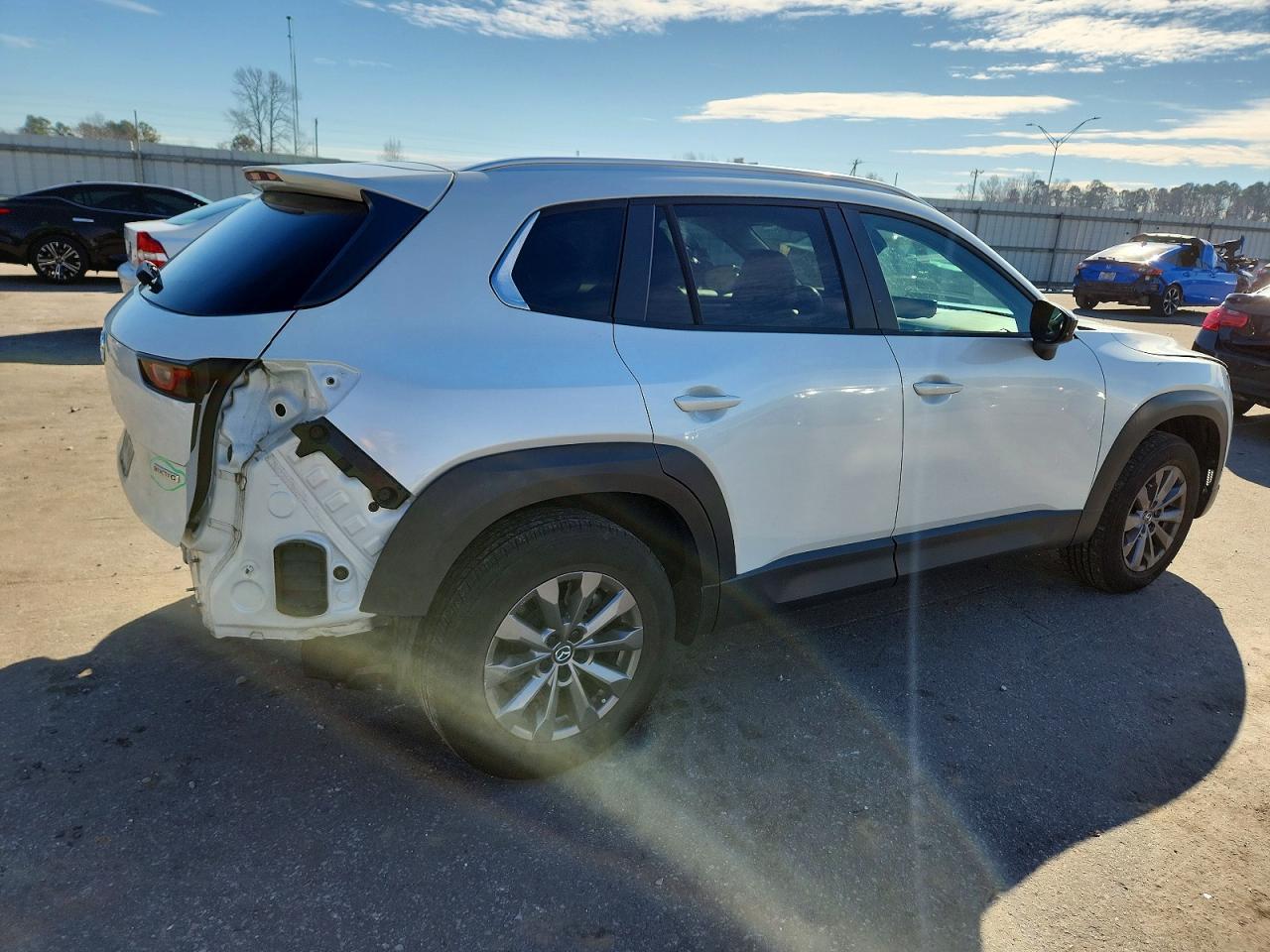 2023 Mazda Cx-50 Preferred Plus - Фото 3