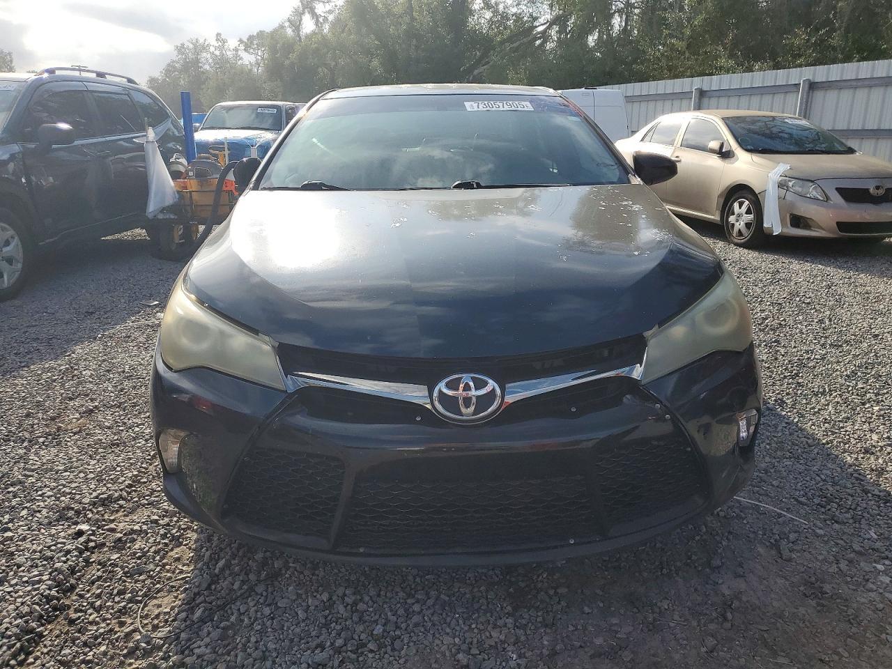 2015 Toyota Camry Le - Фото 5