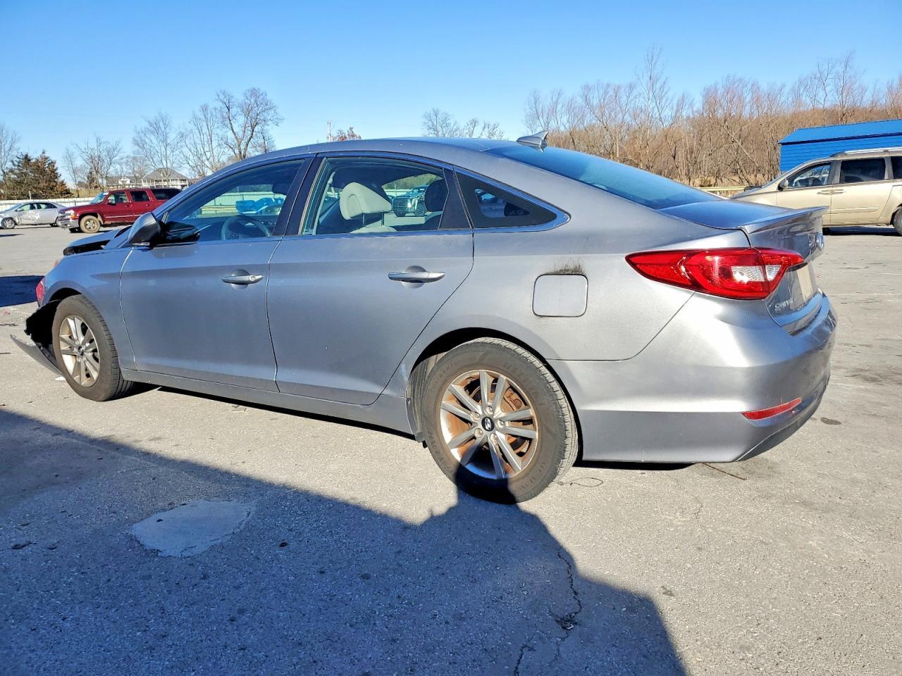 2016 Hyundai Sonata - Image 2