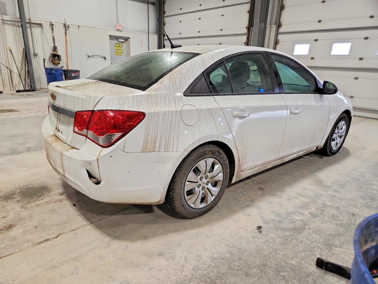 2013 Chevrolet Cruze Ls - Фото 3